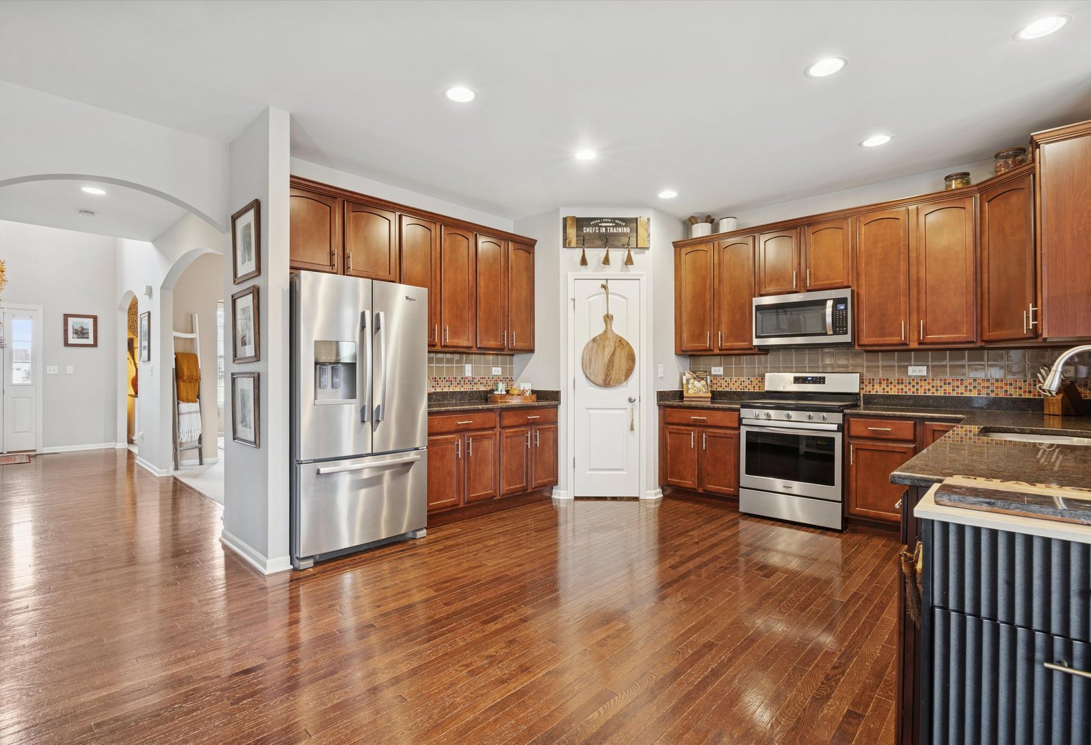 2380 River Hills Lane, Bolingbrook, IL 60490