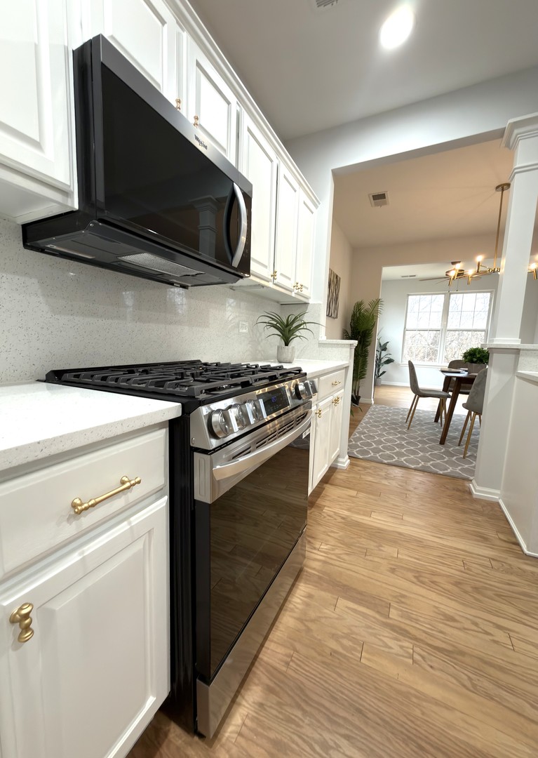 12334 Daphne Drive, Huntley, IL 60142