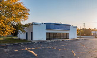 2700 E Sauk Trail, Sauk Village, IL 60411