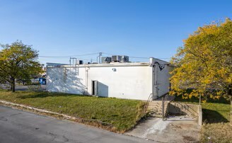 2700 E Sauk Trail, Sauk Village, IL 60411