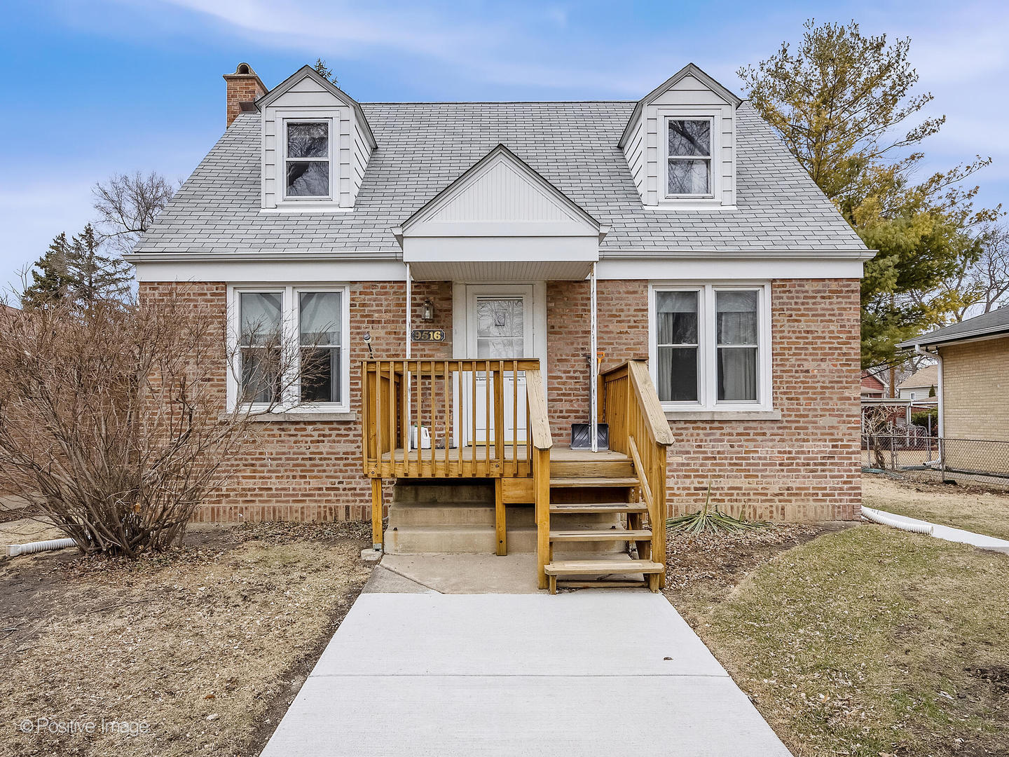 9516 Jackson Avenue, Brookfield, IL 60513