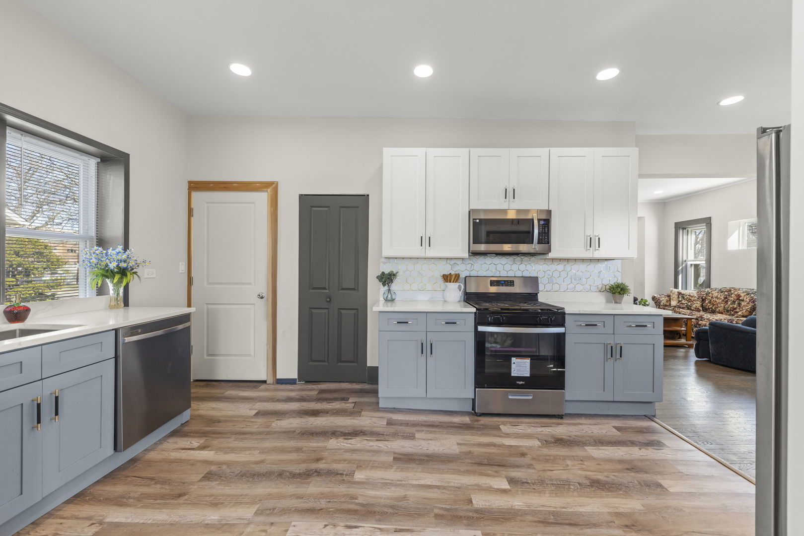 1918 S 9th Avenue, Maywood, IL 60153