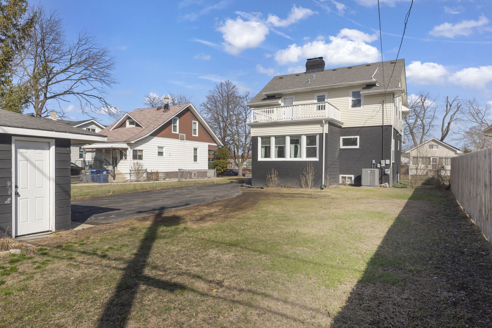 1918 S 9th Avenue, Maywood, IL 60153