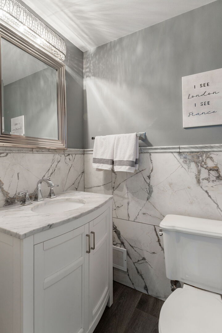 3700 Blanchan Avenue, Brookfield, IL 60513