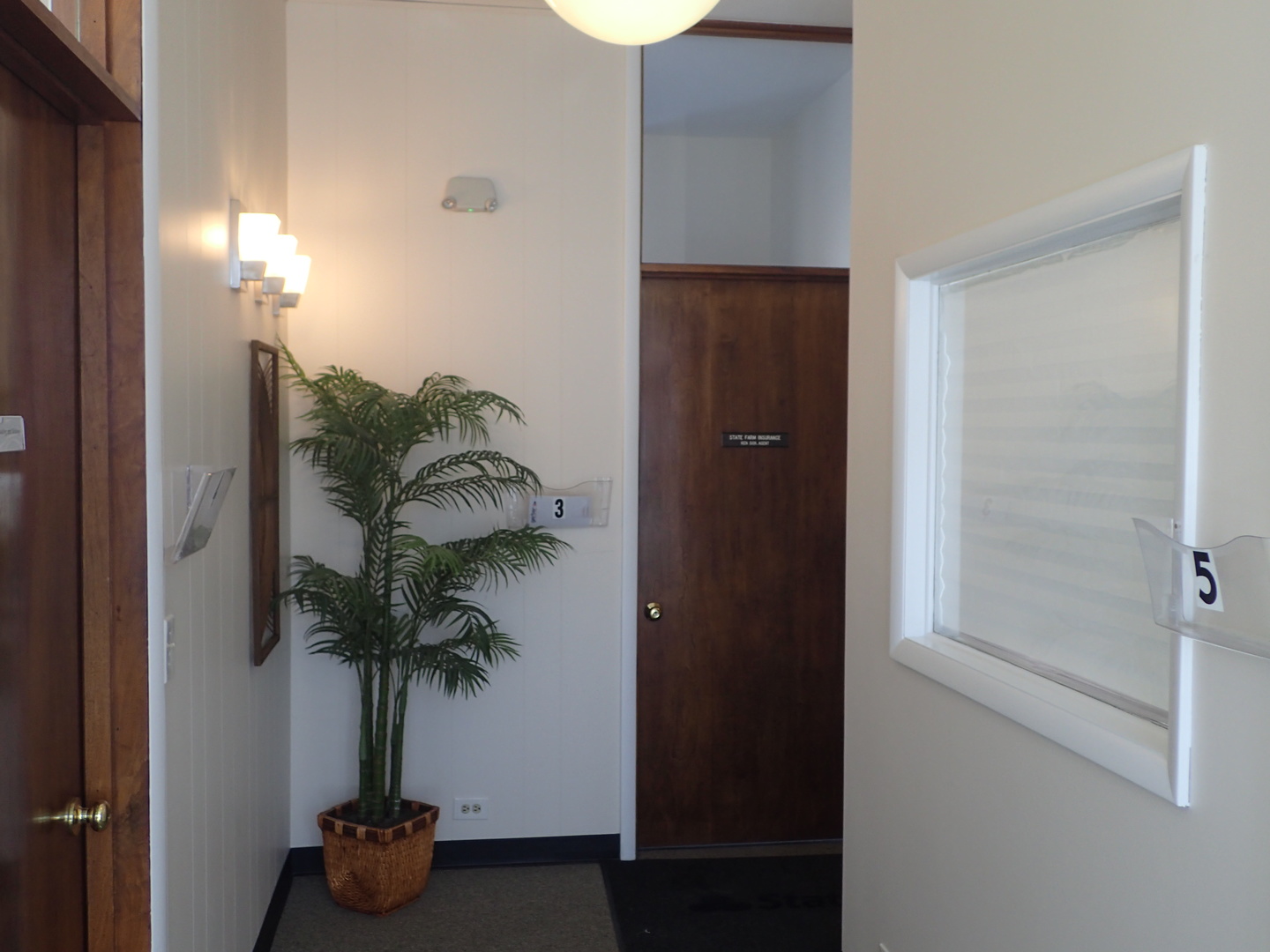 1818 E Northwest Highway, Arlington Heights, IL 60004