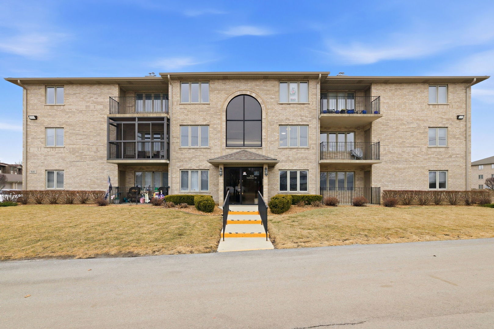 5130 Midlothian #1207, Crestwood, IL 60418