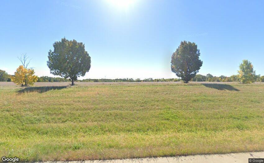 8002 Morgan Circle, Spring Grove, IL 60081