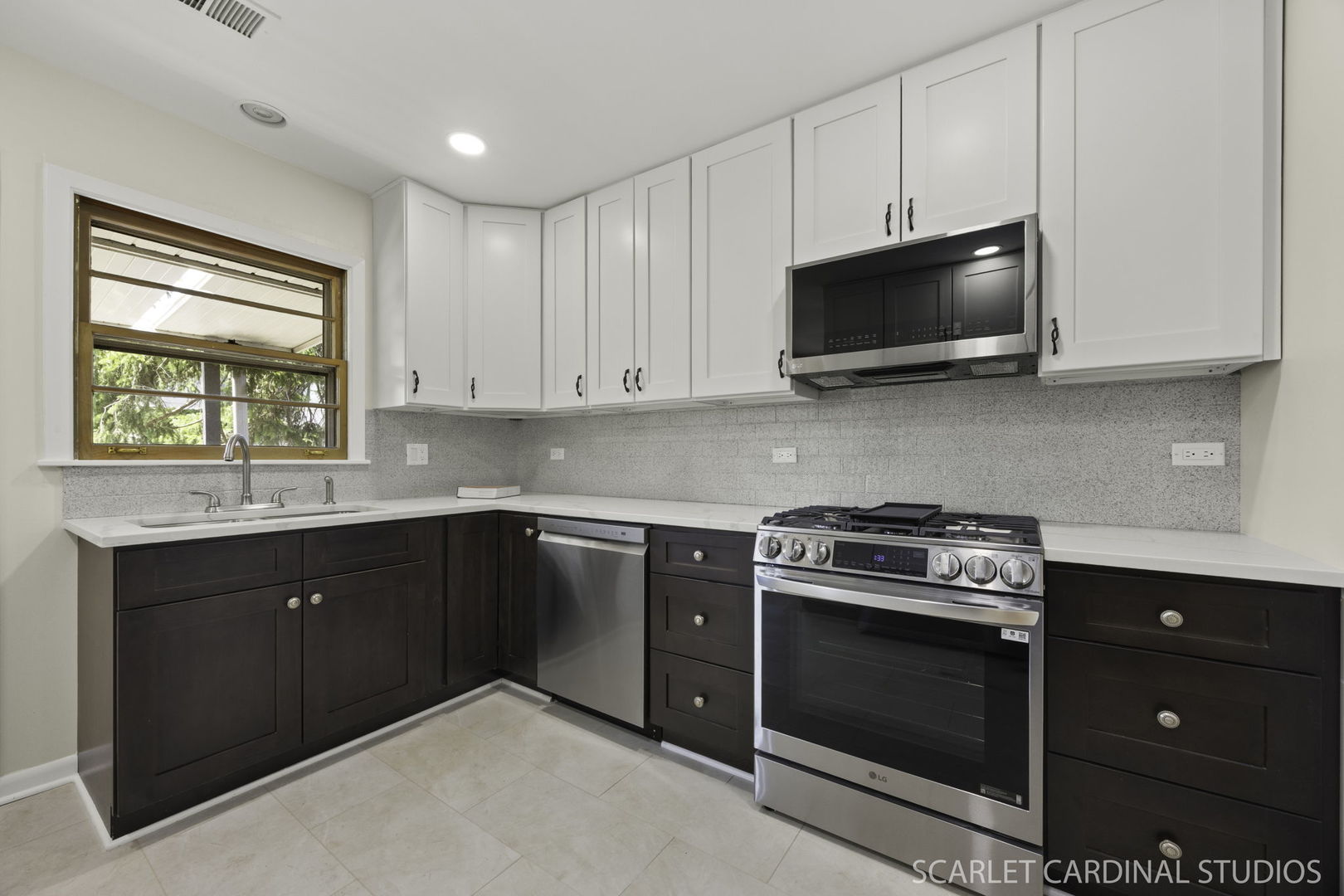 140 W Adams Street, Villa Park, IL 60181