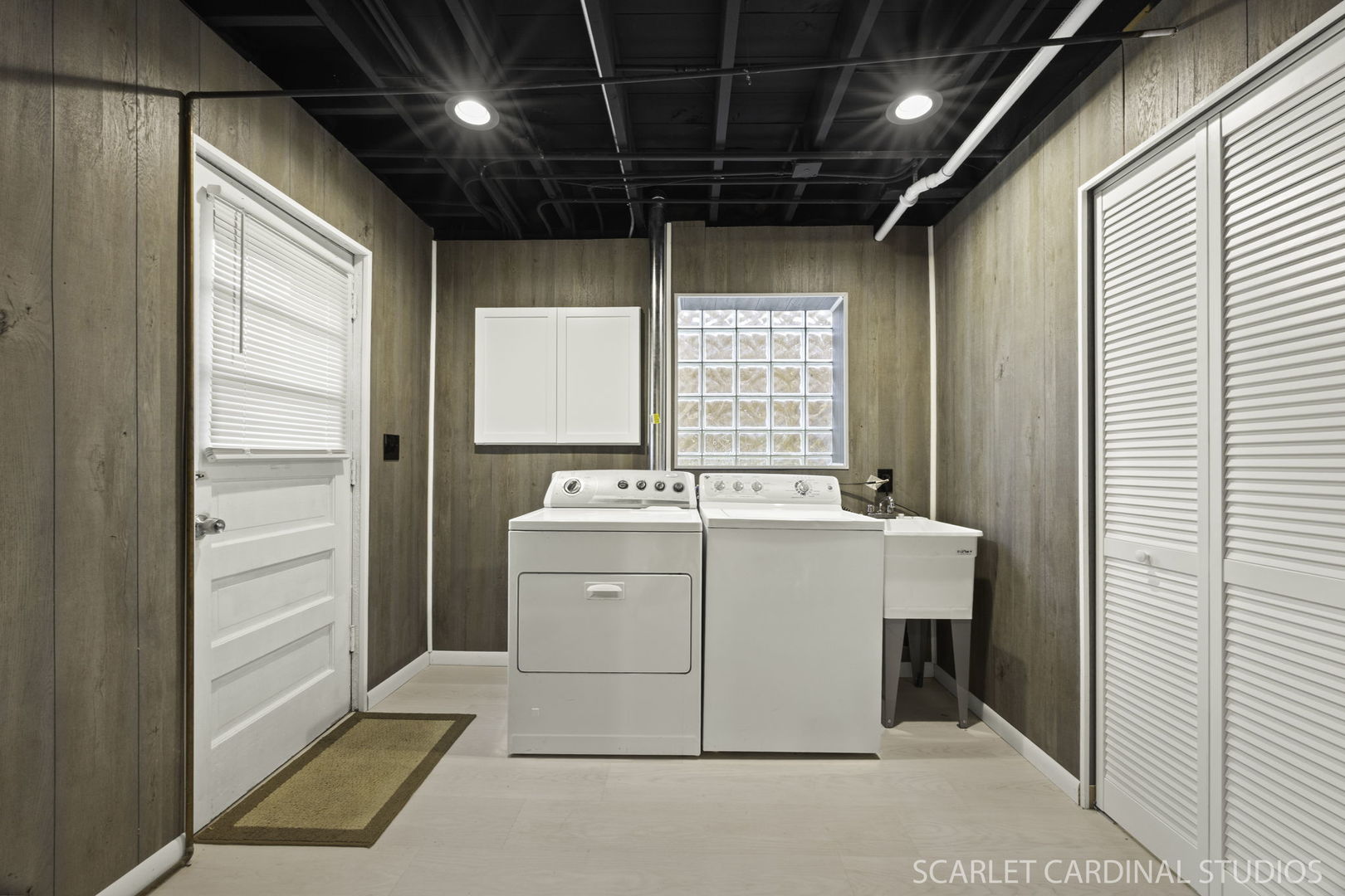 140 W Adams Street, Villa Park, IL 60181