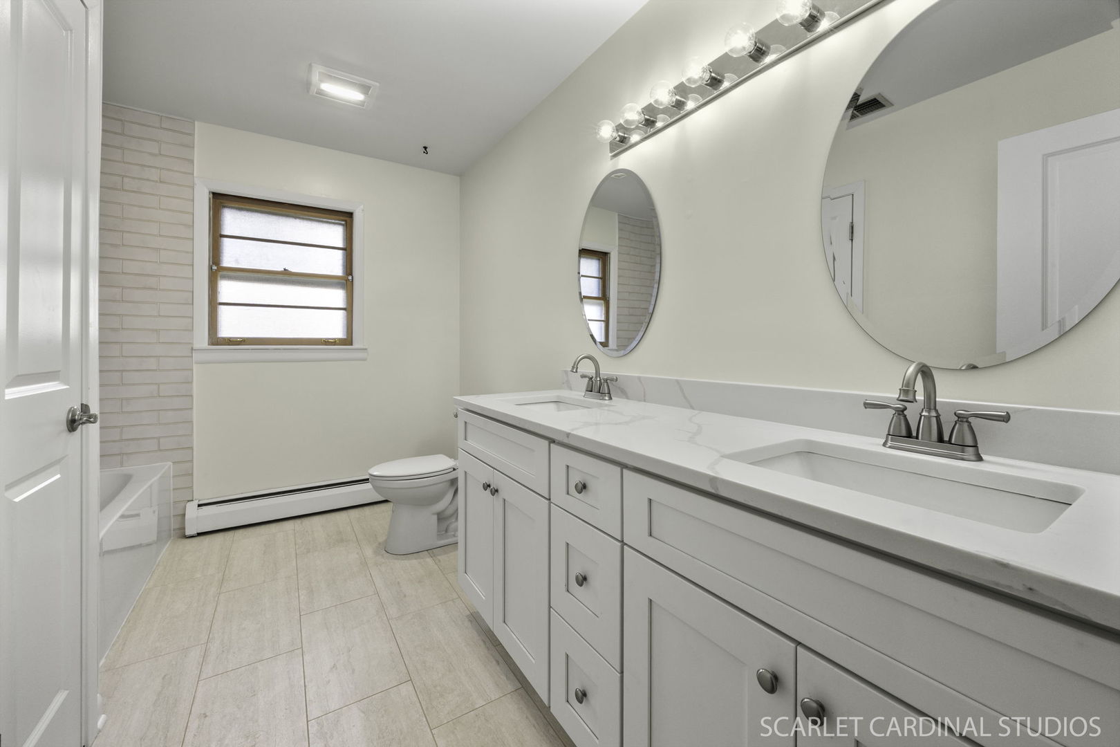 140 W Adams Street, Villa Park, IL 60181