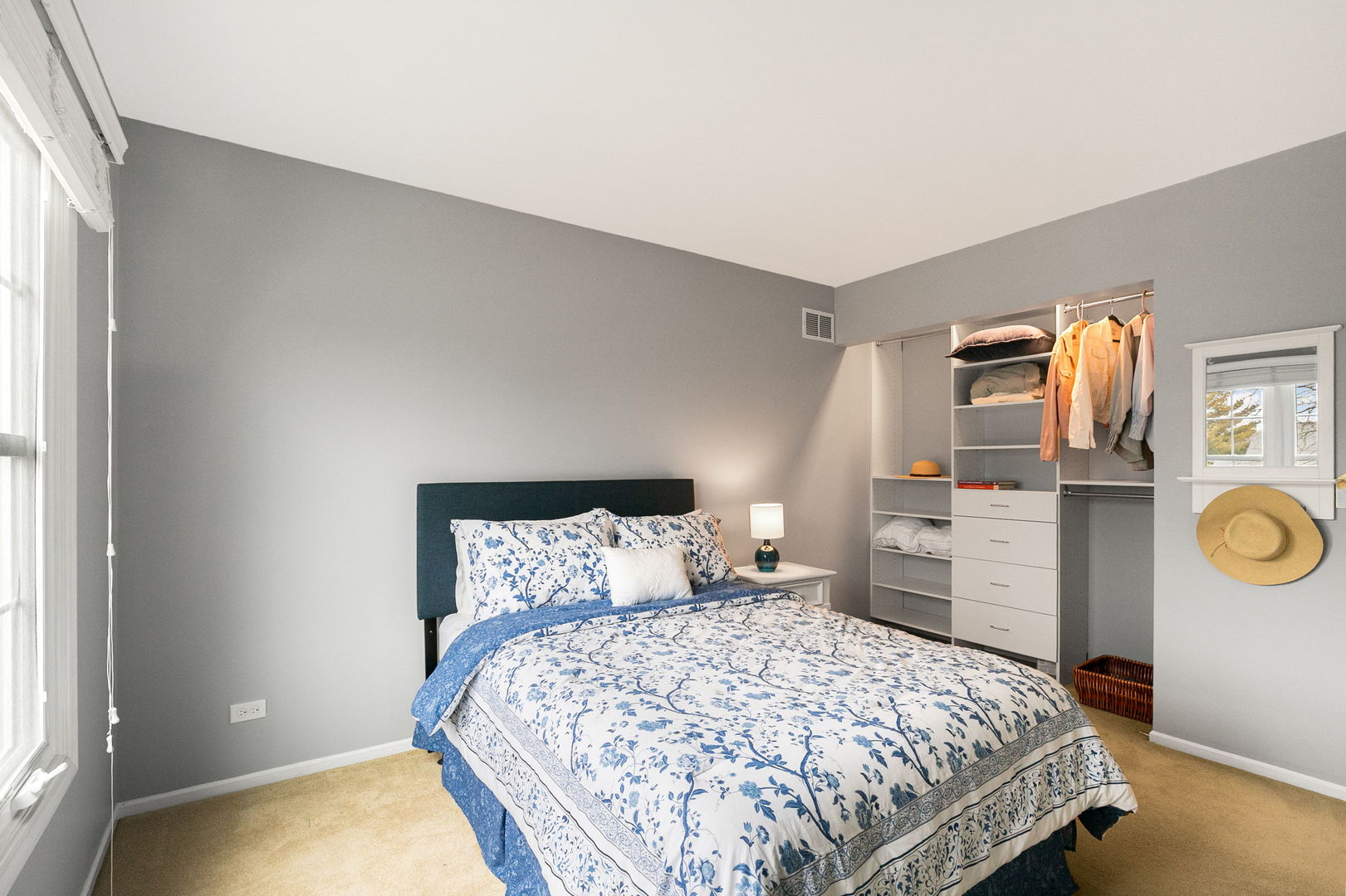 1145 Oxford Lane, Lake Zurich, IL 60047