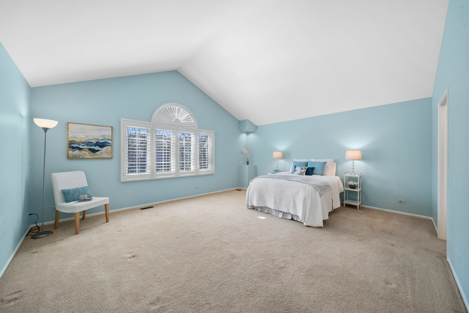 2206 Worthing Drive, Naperville, IL 60565