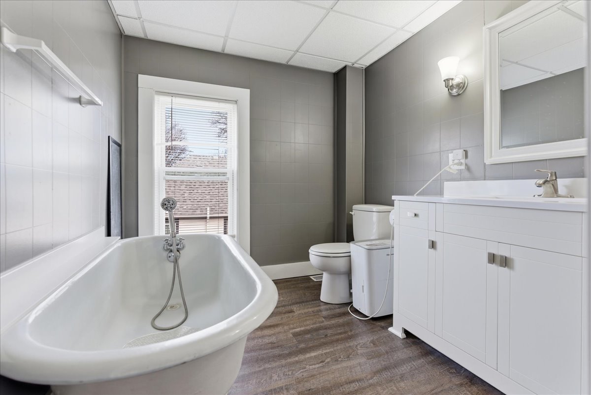 205 E Oak Street, Fairbury, IL 61739