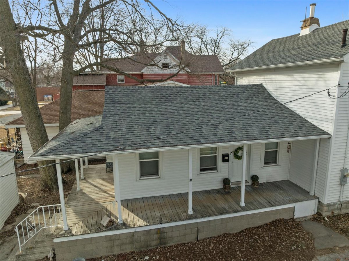 205 E Oak Street, Fairbury, IL 61739