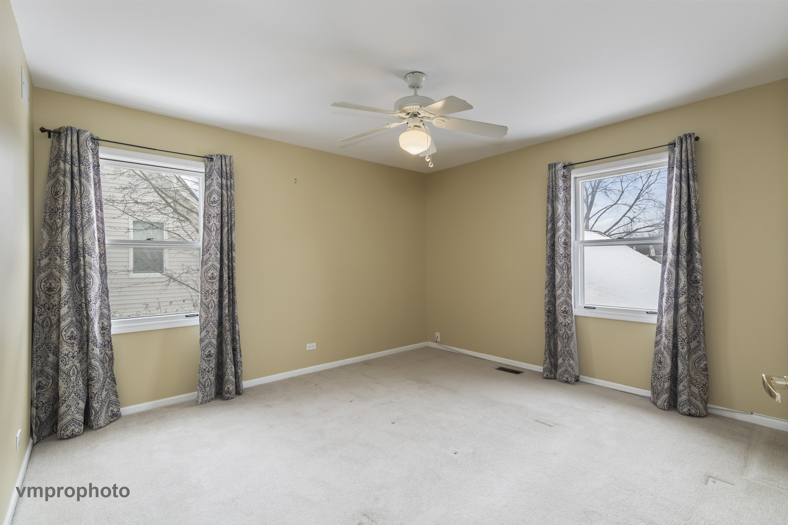 246 Montclair Road, Vernon Hills, IL 60061