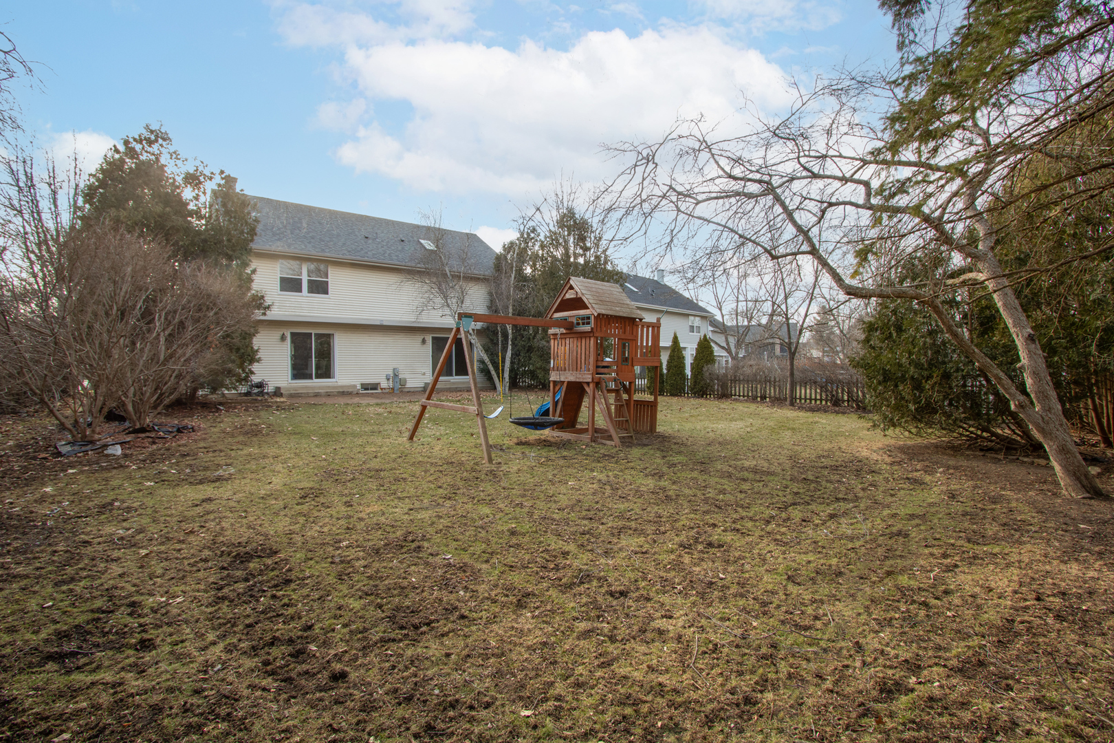 246 Montclair Road, Vernon Hills, IL 60061