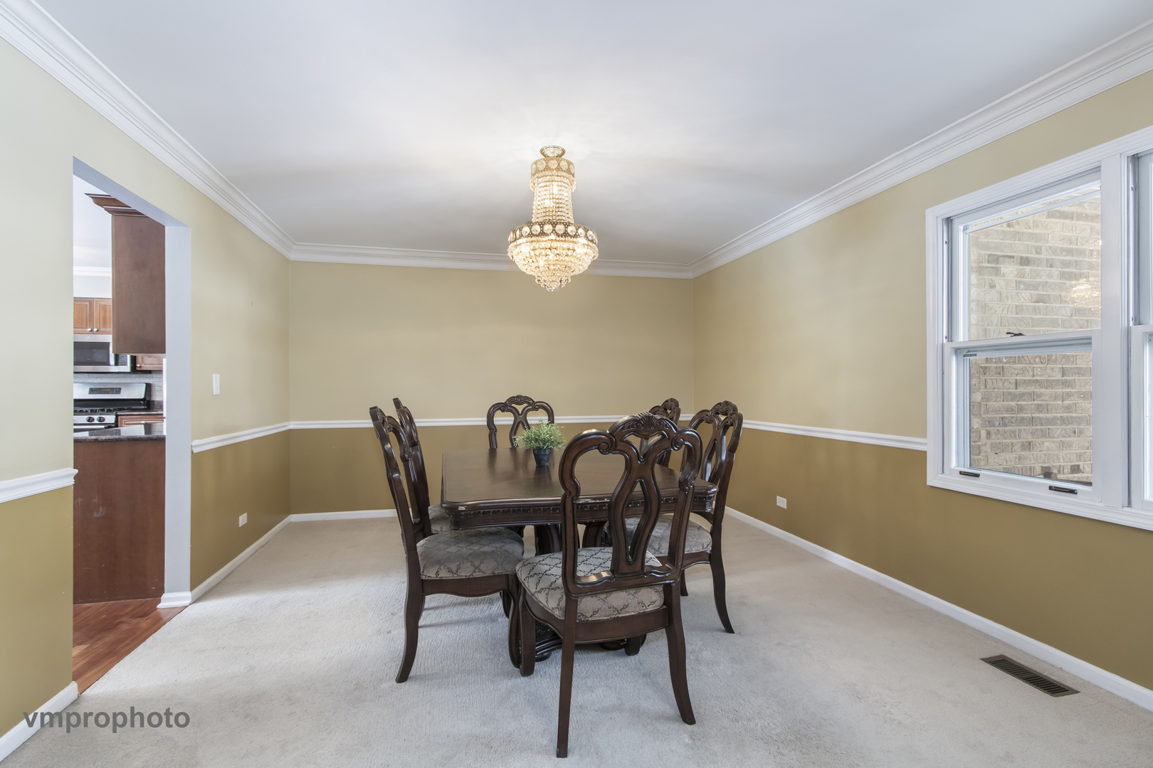 246 Montclair Road, Vernon Hills, IL 60061