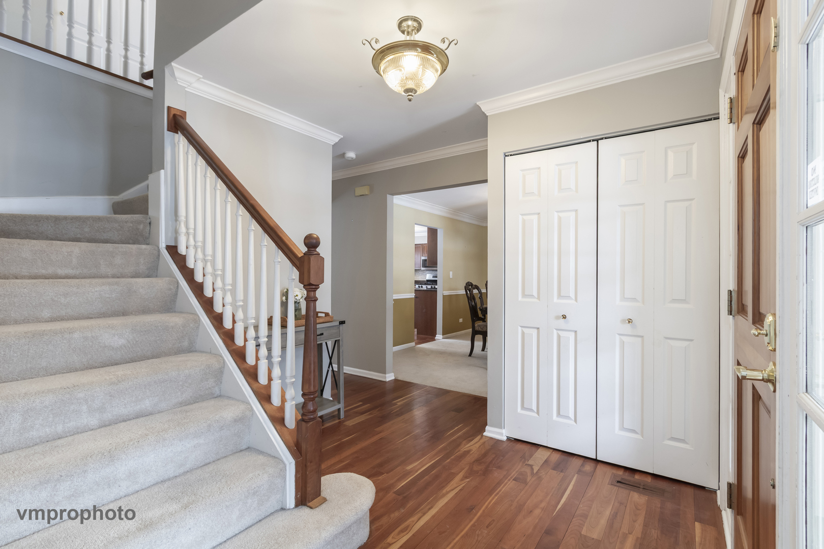 246 Montclair Road, Vernon Hills, IL 60061