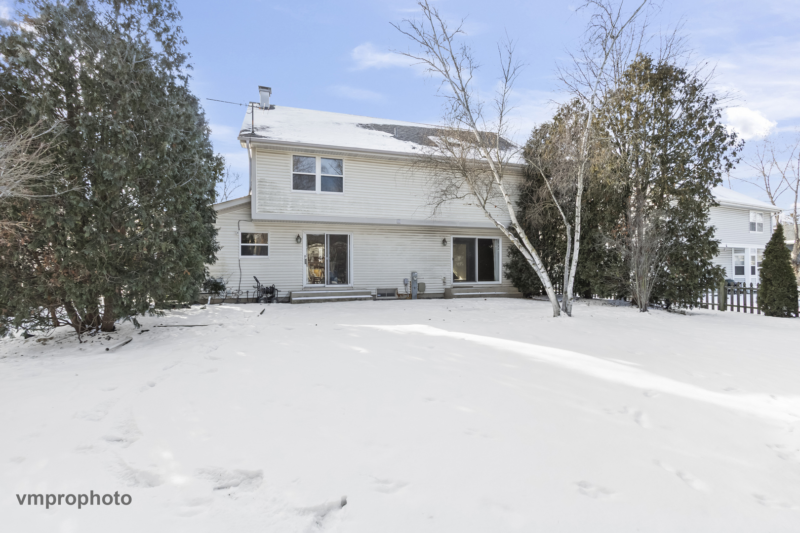 246 Montclair Road, Vernon Hills, IL 60061