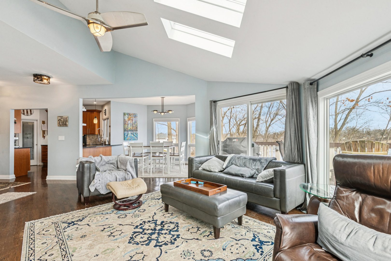 1209 Bayshore Drive, Antioch, IL 60002