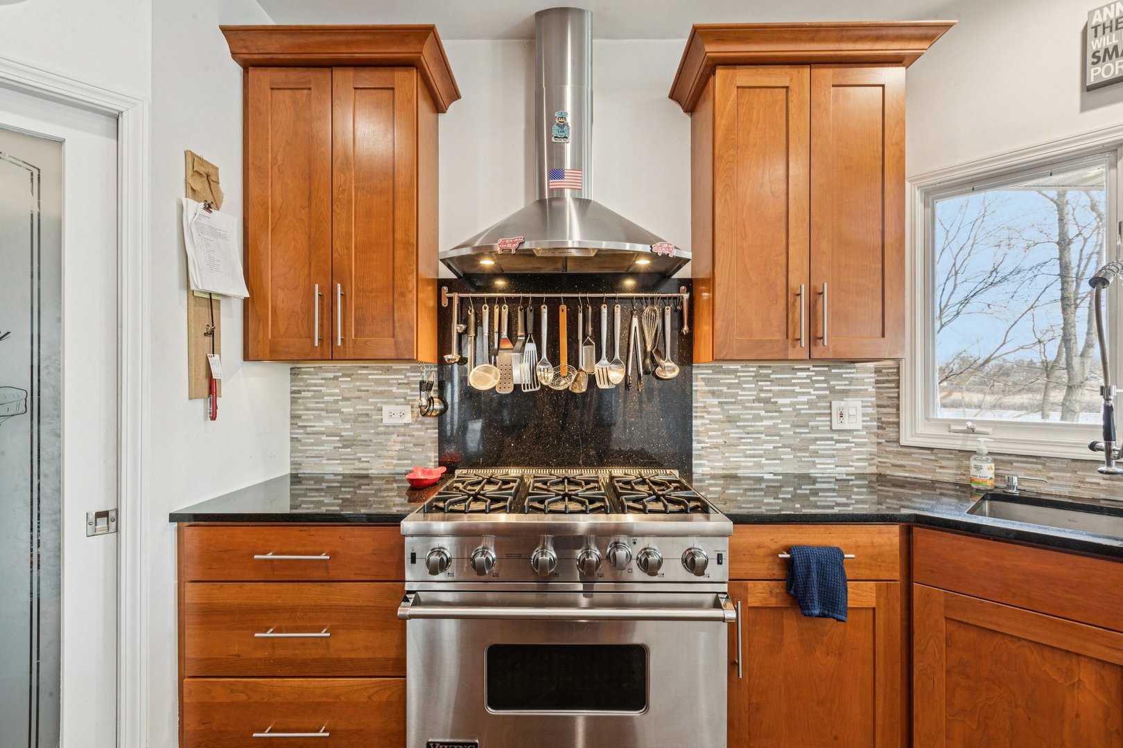 1209 Bayshore Drive, Antioch, IL 60002