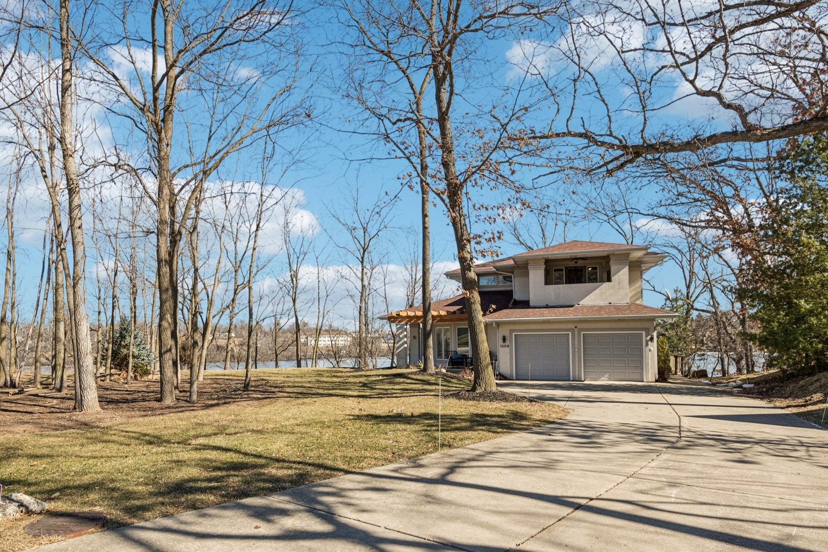 1209 Bayshore Drive, Antioch, IL 60002