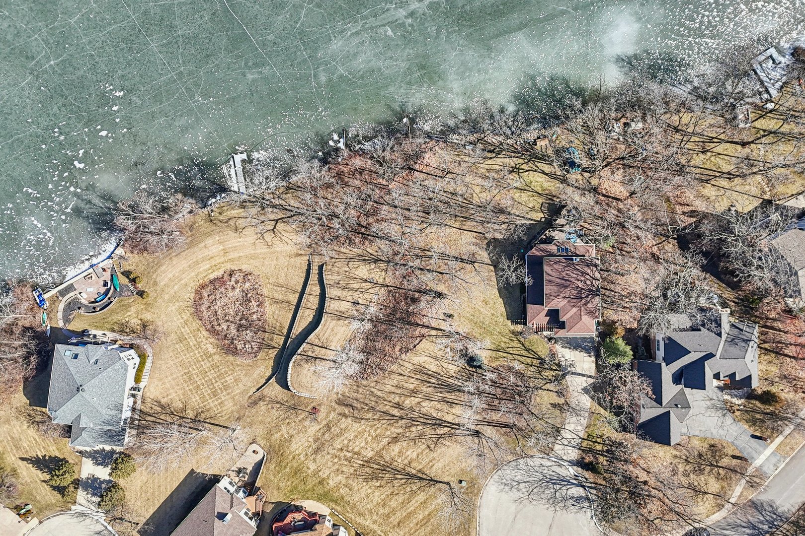 1209 Bayshore Drive, Antioch, IL 60002