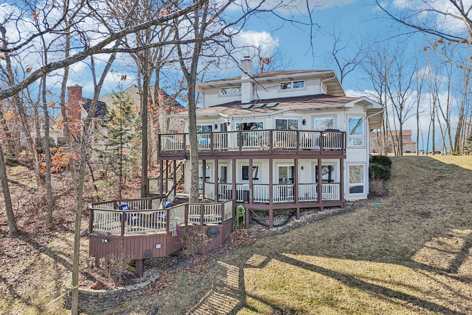 1209 Bayshore Drive, Antioch, IL 60002