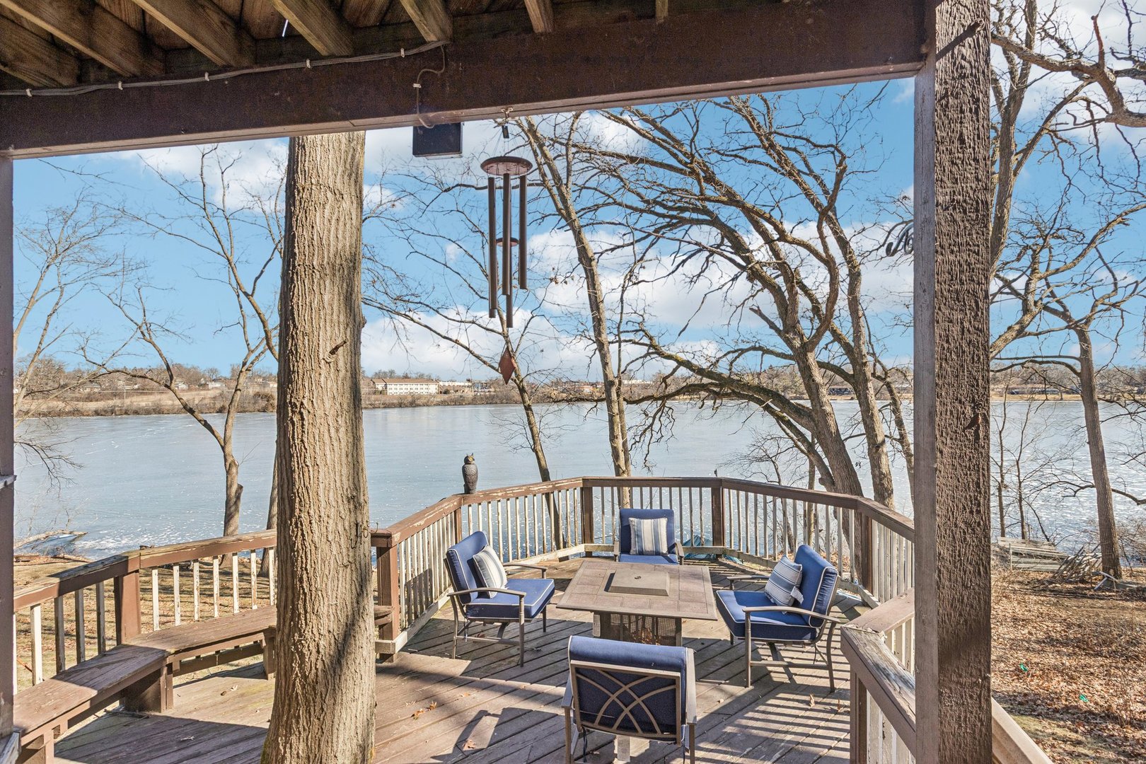 1209 Bayshore Drive, Antioch, IL 60002