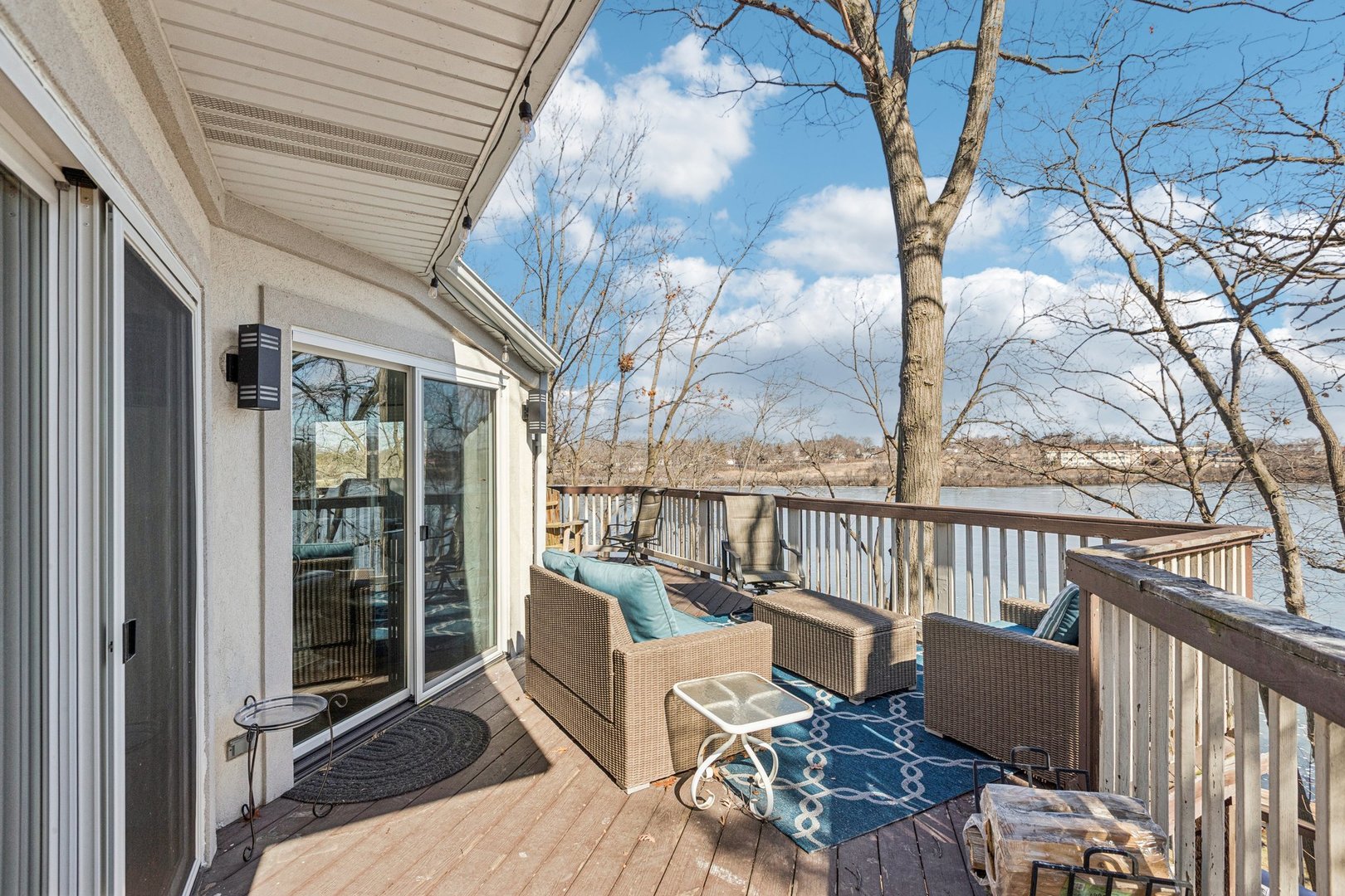 1209 Bayshore Drive, Antioch, IL 60002