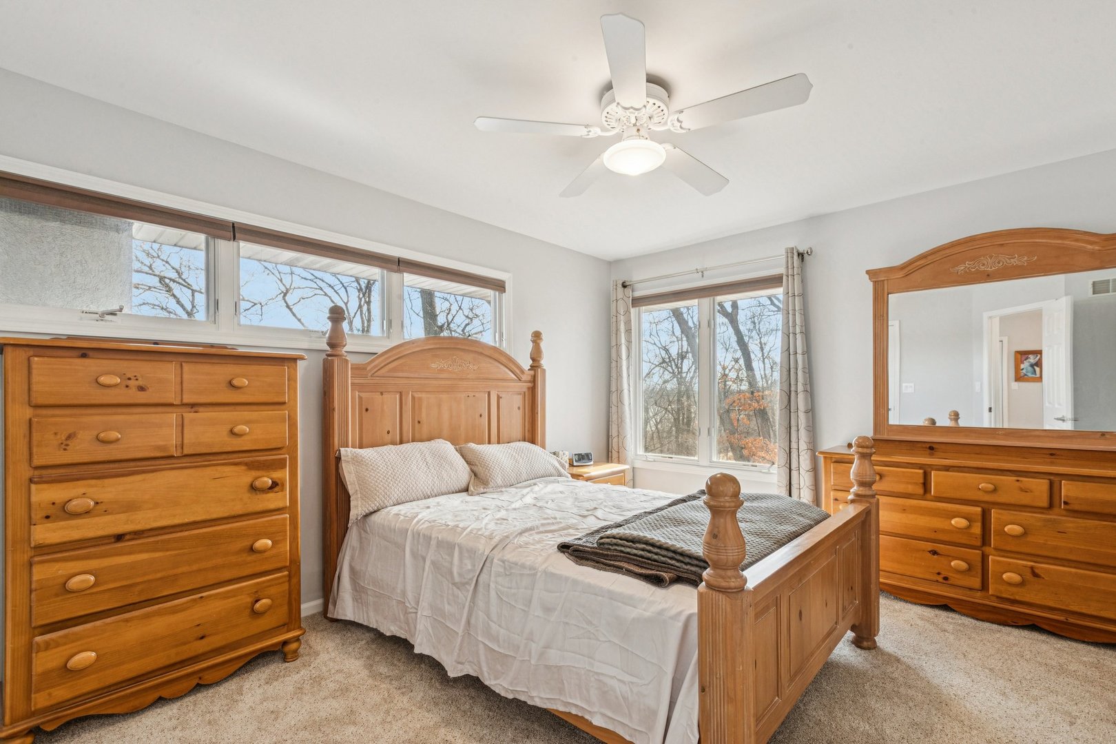 1209 Bayshore Drive, Antioch, IL 60002