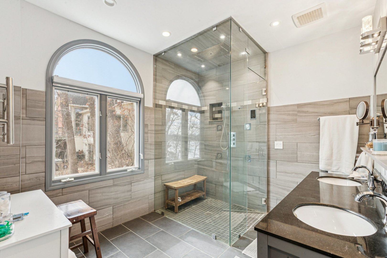 1209 Bayshore Drive, Antioch, IL 60002