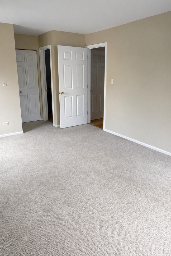 1224 INVERRARY Lane, Deerfield, IL 60015