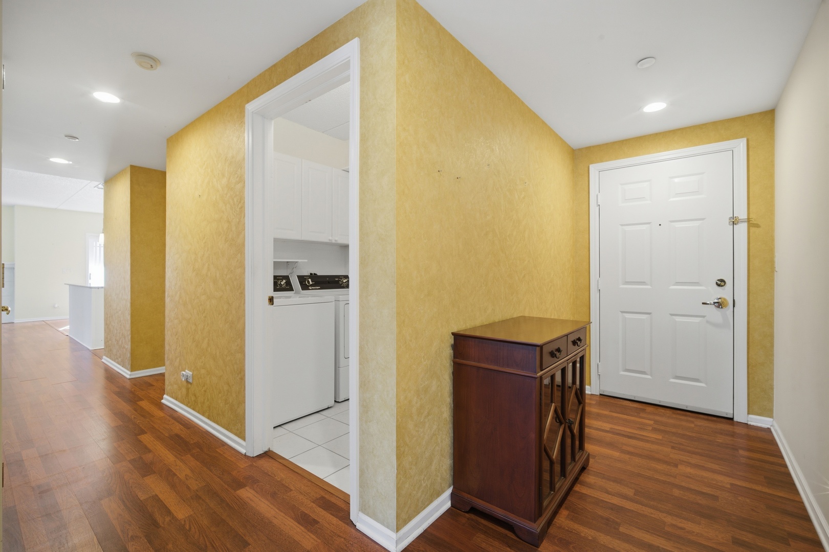 115 N Clifton Avenue #103, Park Ridge, IL 60068