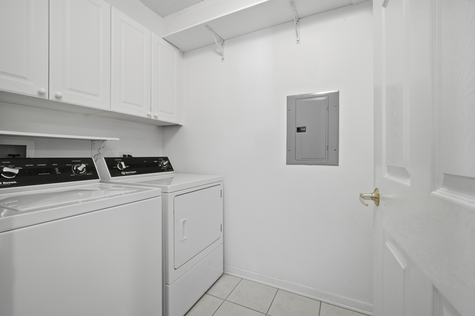 115 N Clifton Avenue #103, Park Ridge, IL 60068