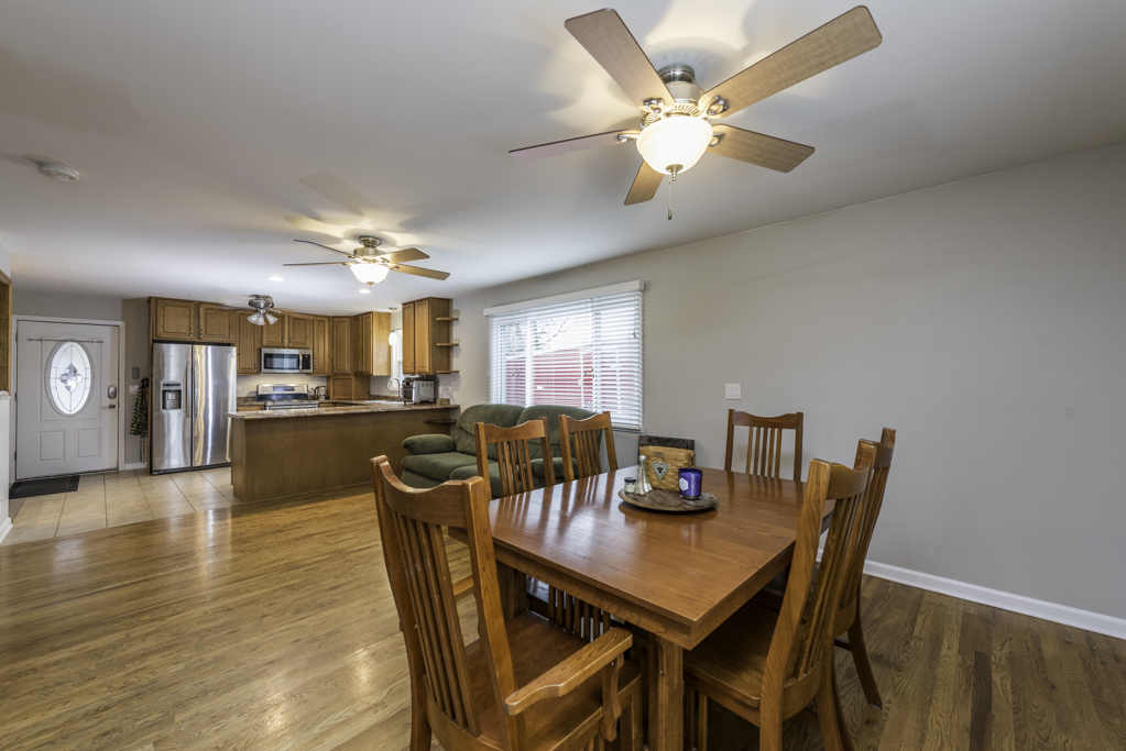 12707 W Warner Street, Beach Park, IL 60087