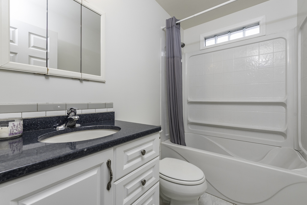 12707 W Warner Street, Beach Park, IL 60087