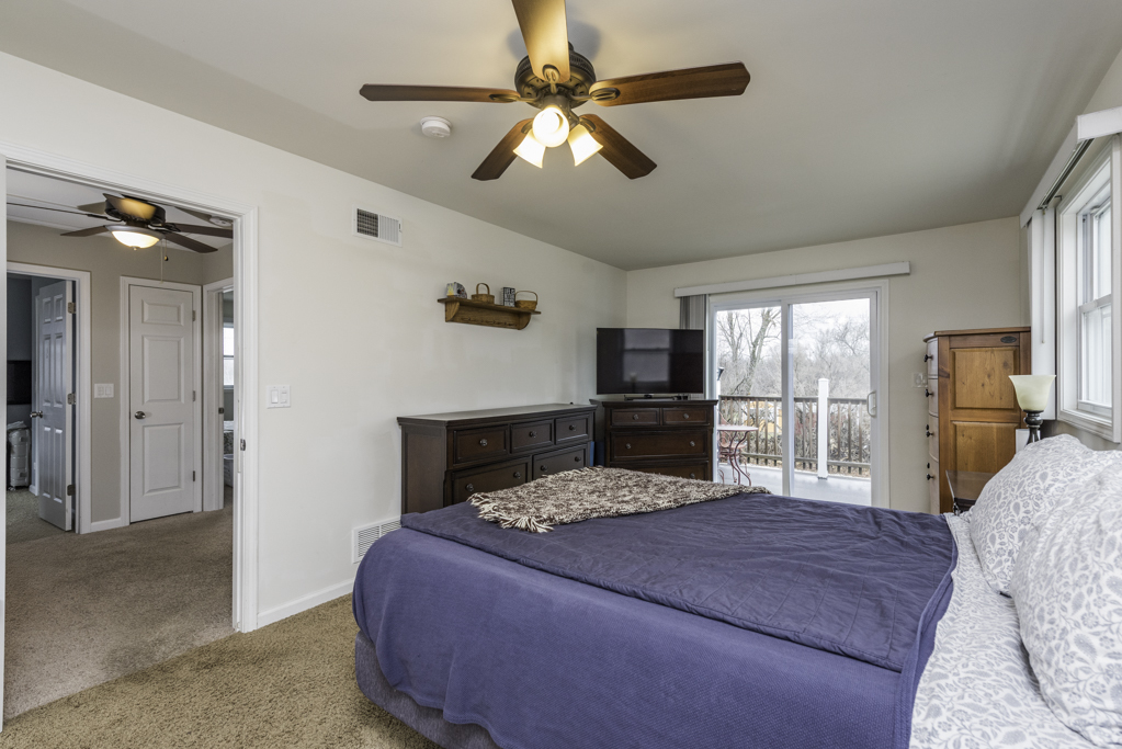 12707 W Warner Street, Beach Park, IL 60087