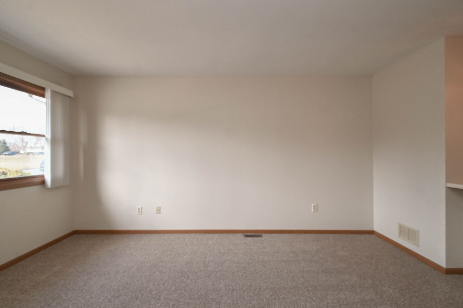 3113 Galilee Avenue, Zion, IL 60099