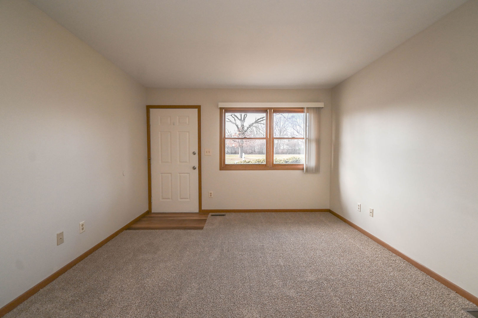 3113 Galilee Avenue, Zion, IL 60099