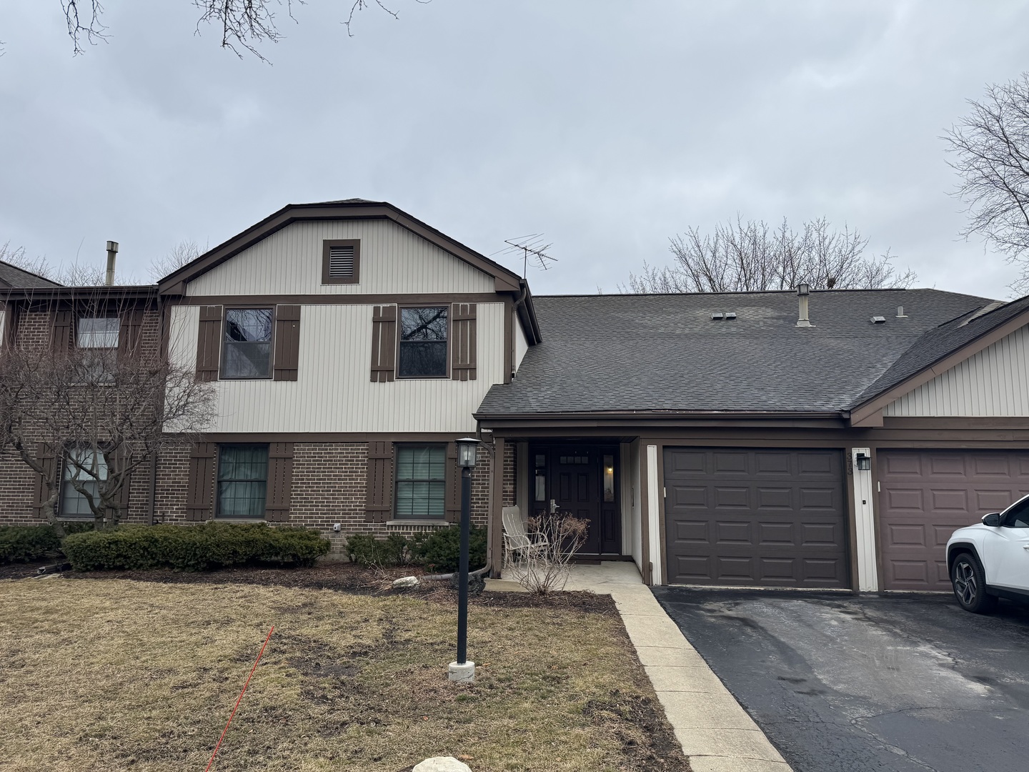 373 Ferndale Court #C2, Schaumburg, IL 60193