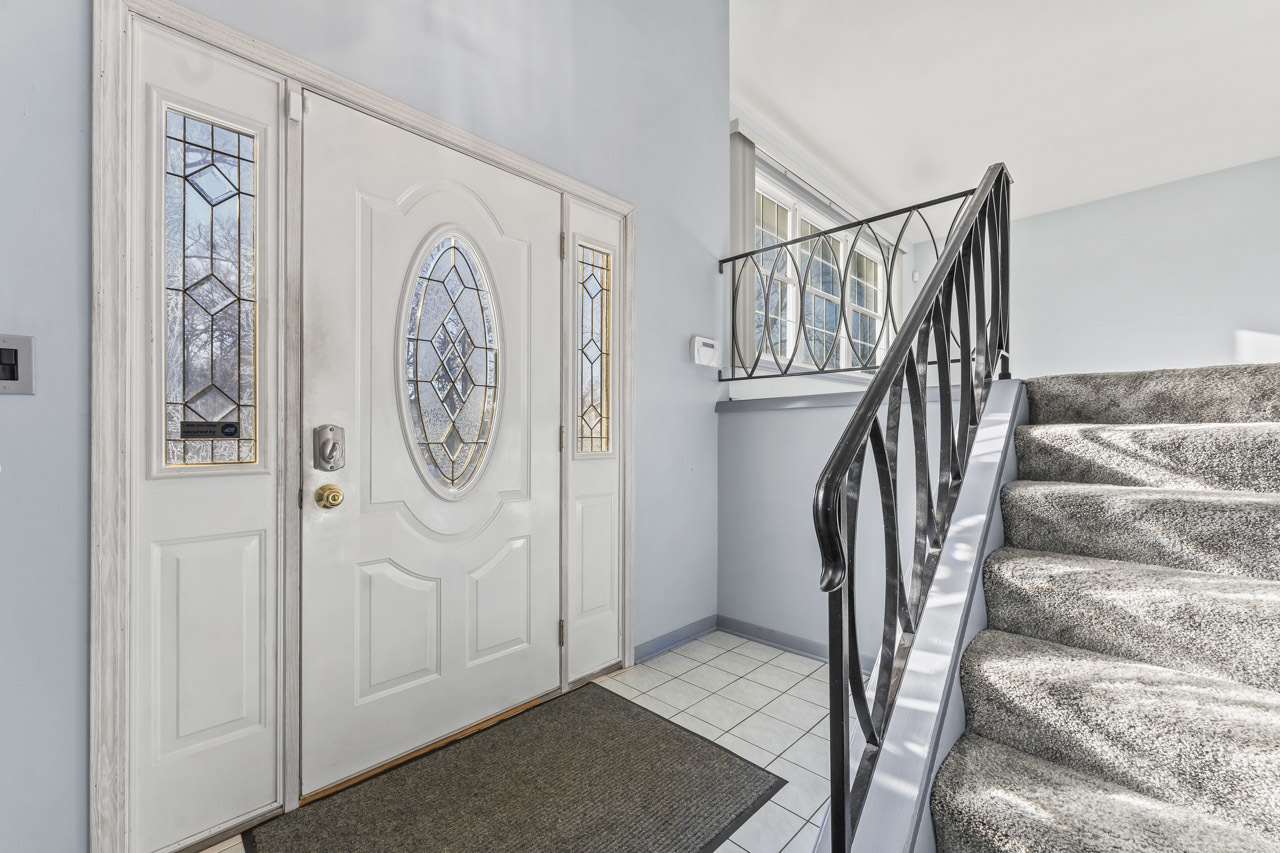 7487 Northway Drive, Hanover Park, IL 60133