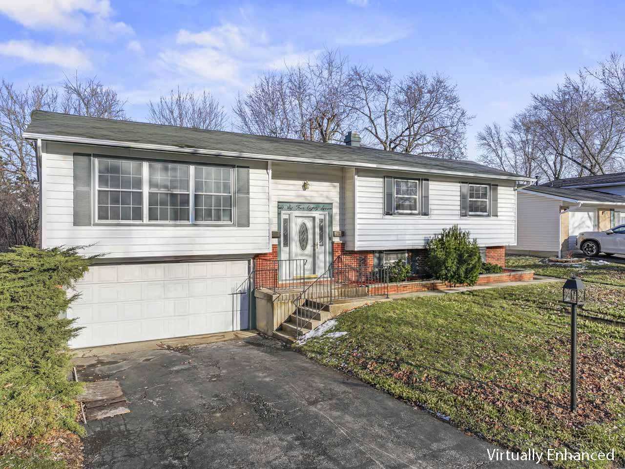 7487 Northway Drive, Hanover Park, IL 60133