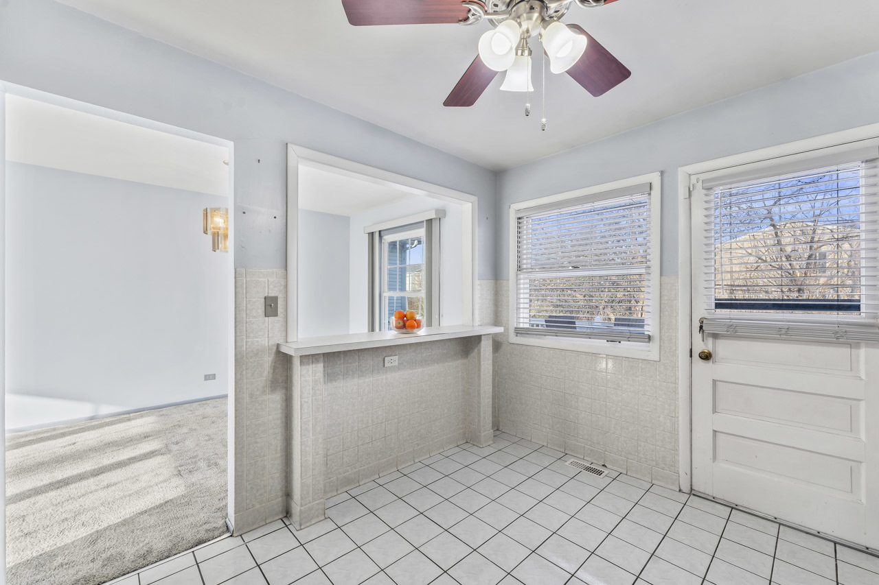 7487 Northway Drive, Hanover Park, IL 60133