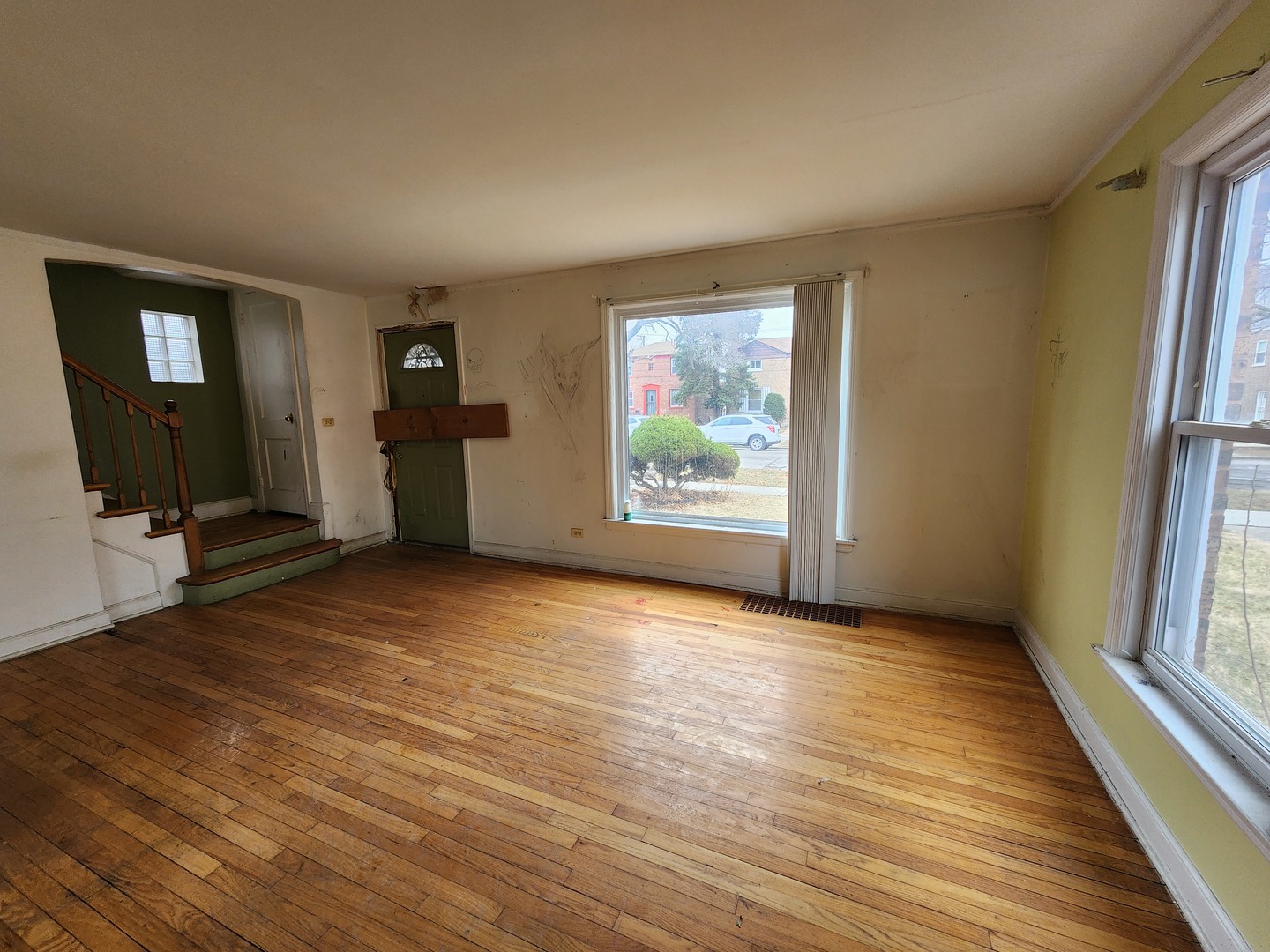 9138 S Perry Avenue, Chicago, IL 60620