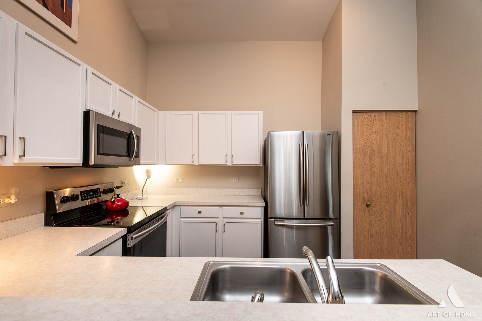 1117 Silverstone Drive #1117, Carpentersville, IL 60110