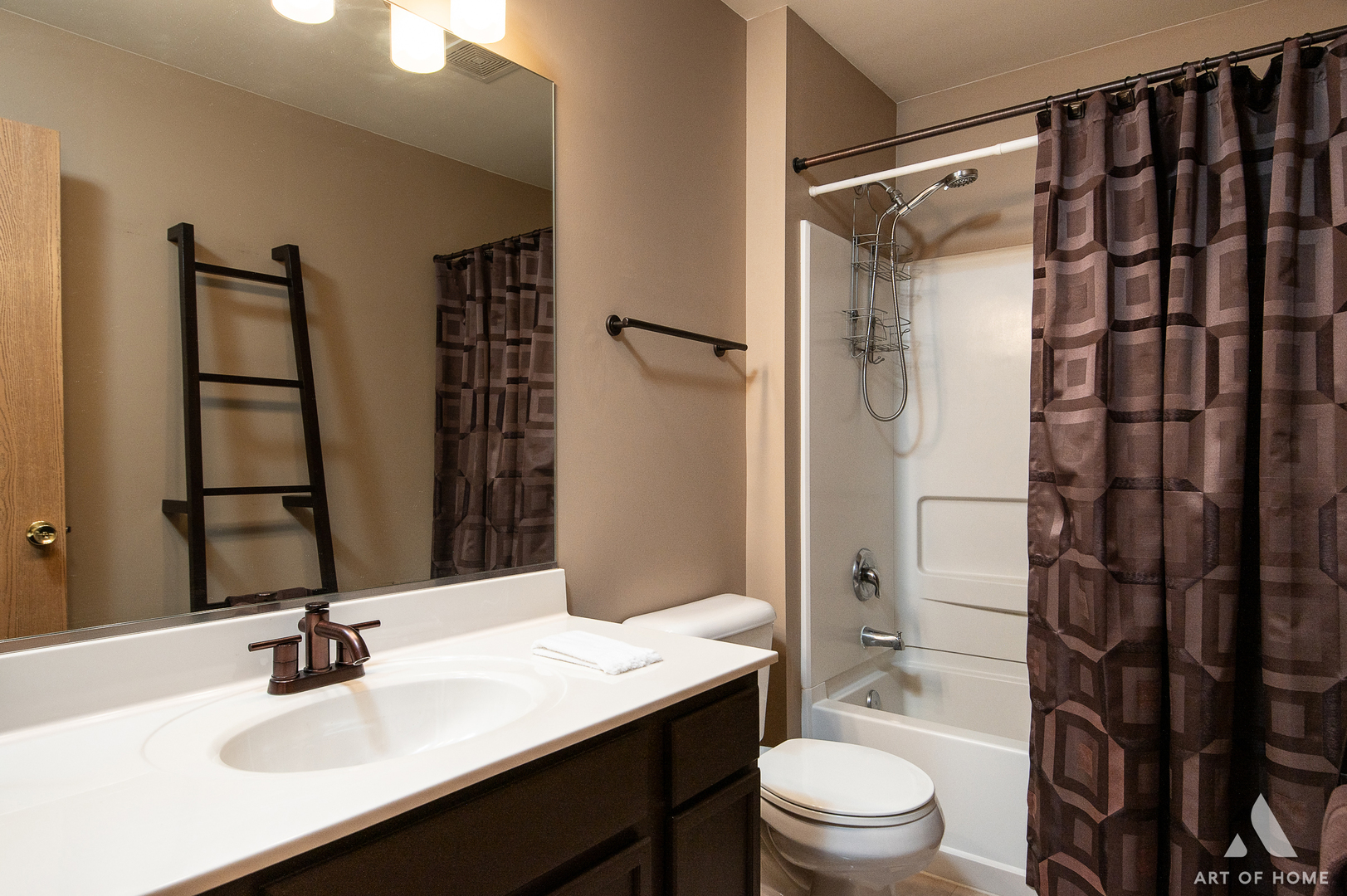 1117 Silverstone Drive #1117, Carpentersville, IL 60110