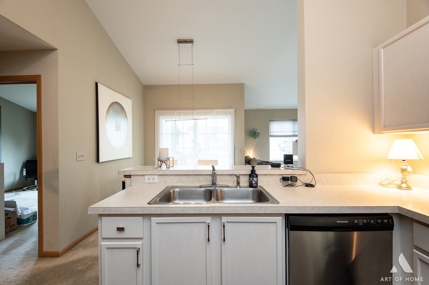 1117 Silverstone Drive #1117, Carpentersville, IL 60110