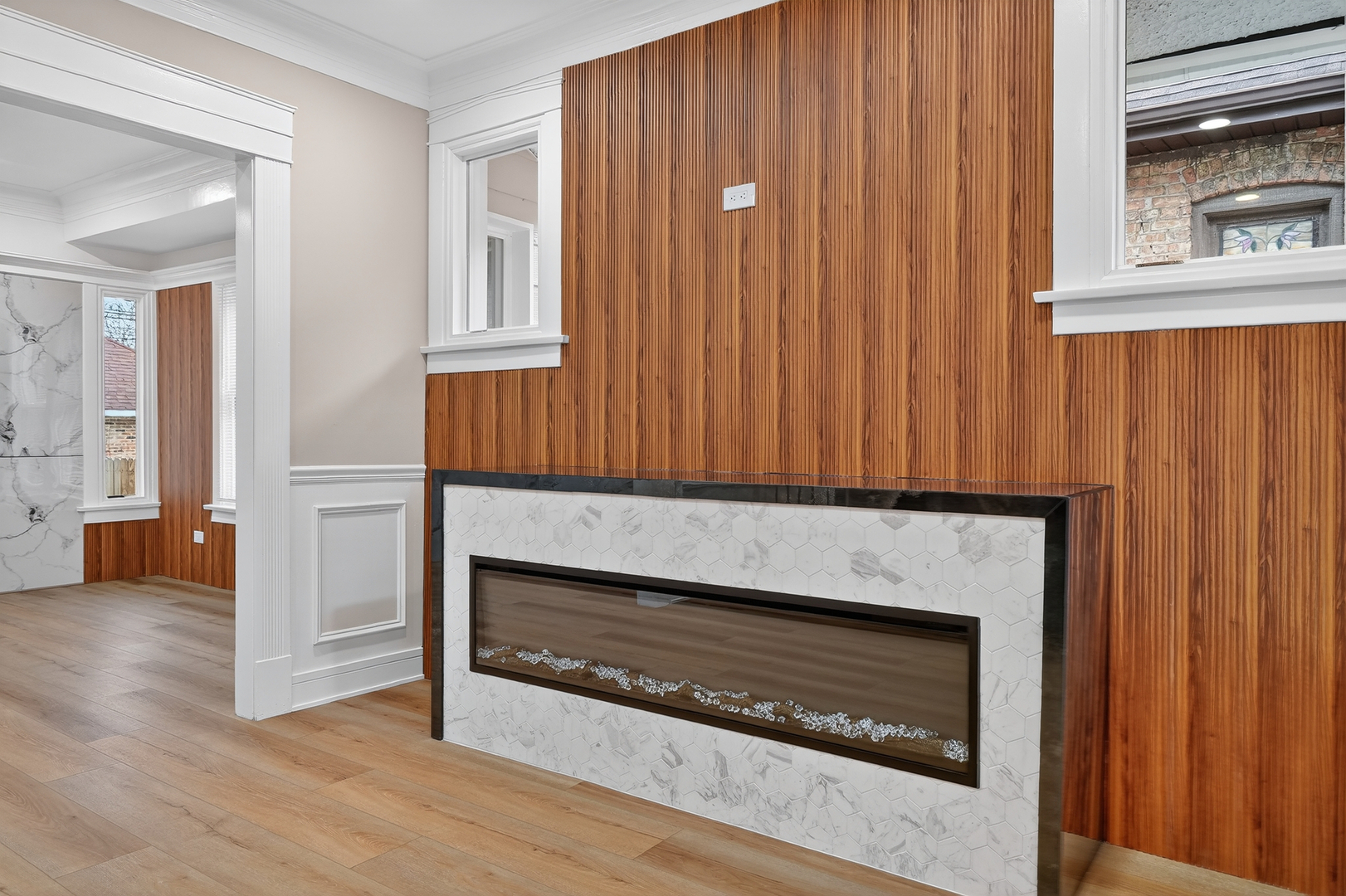 7947 S Dorchester Avenue, Chicago, IL 60619