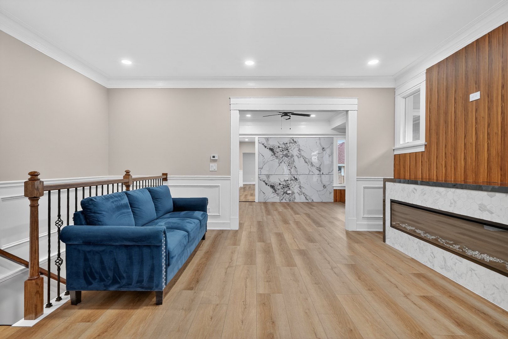 7947 S Dorchester Avenue, Chicago, IL 60619